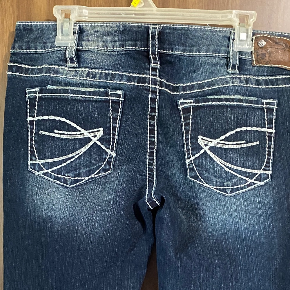Silver Jeans Dark Blue Boot Cut Denim EUC - Picture 4 of 8